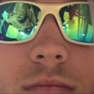 Meet your Posher, Brady